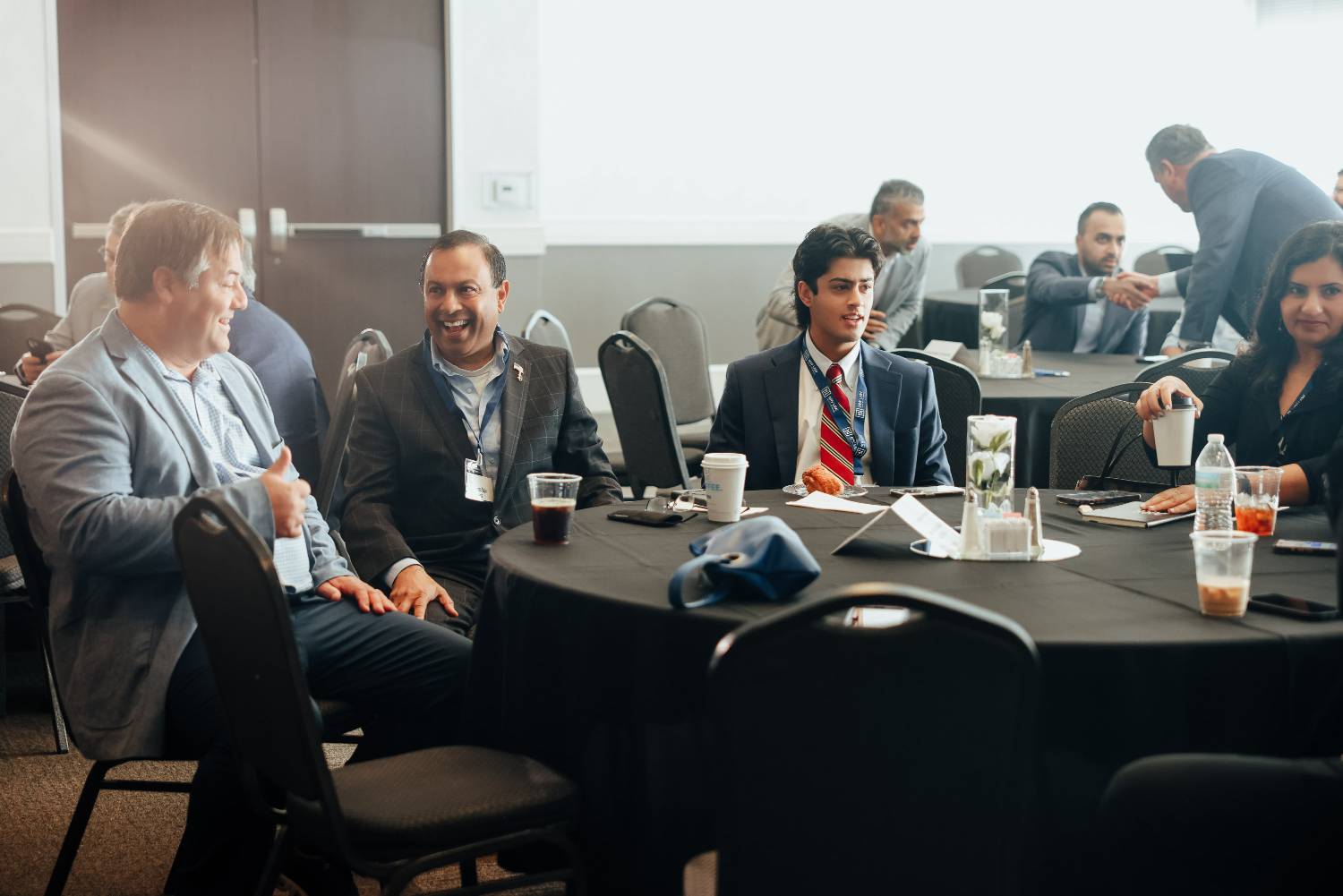 i: 7 j: 5Hotel Exterior