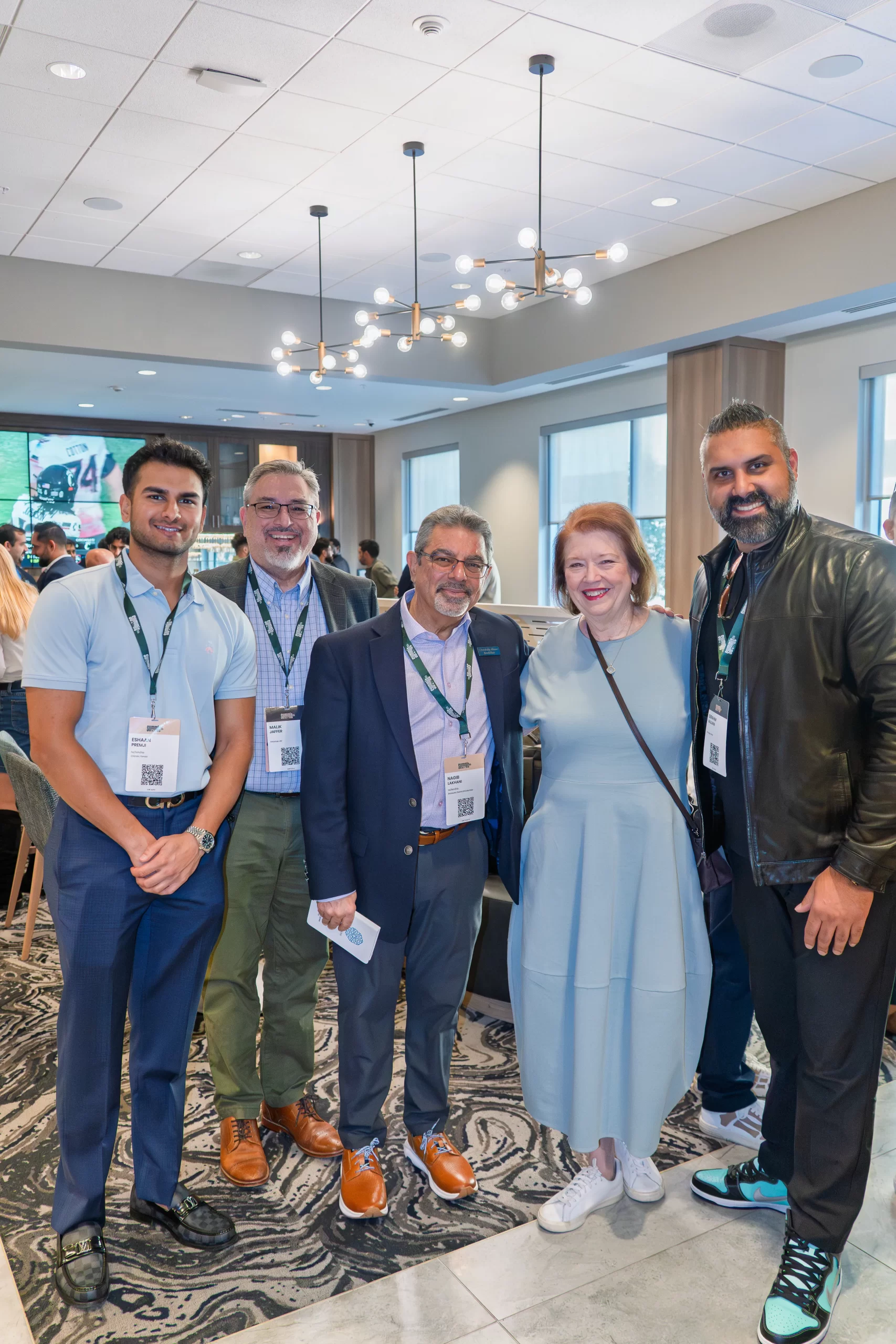 i: 5 j: 5Hotel Exterior