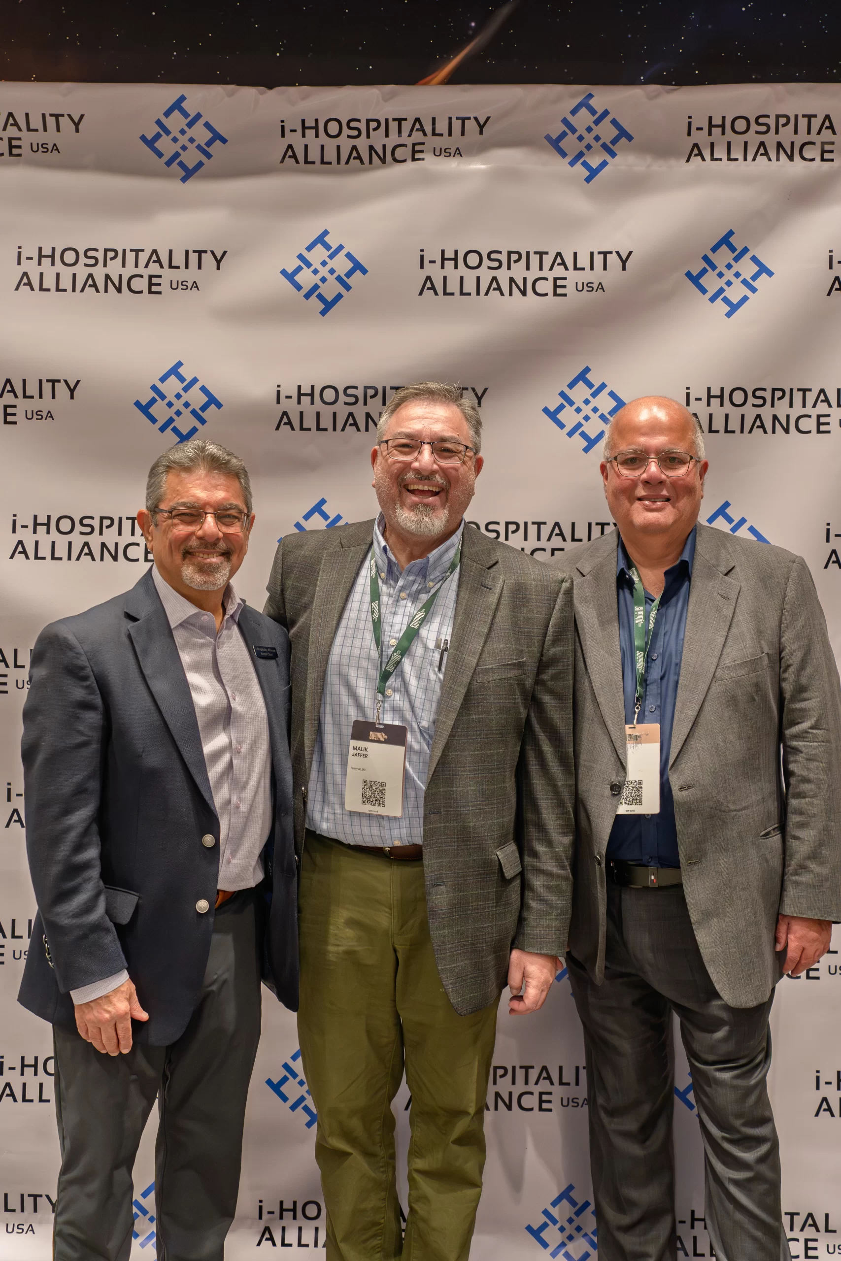 i: 25 j: 25Hotel Exterior